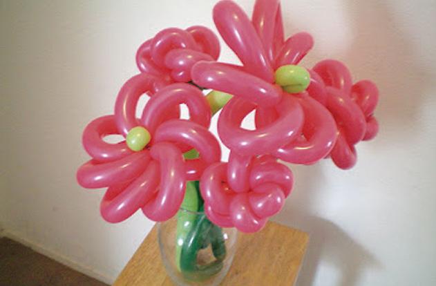 Cómo hacer flores con globos