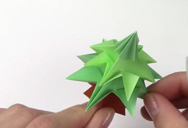 Árbol de navidad en origami