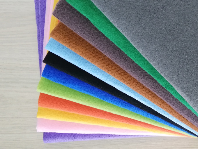 Paño lency o Fieltro de 50 x 50 cm de 2mm - 12 colores