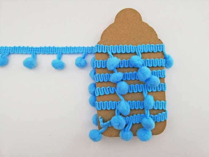 Cinta de pompones azul x 2m