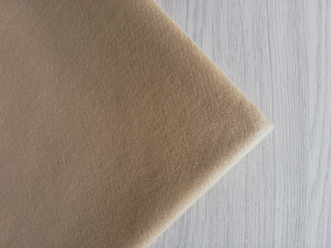 Paño lency americano arena 90 x 50 cm