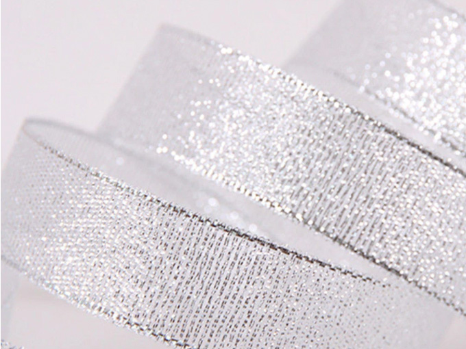 Cinta organza plateada de 2.5 cm