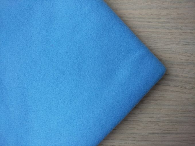 Paño lency americano azul cielo 90 x 50 cm