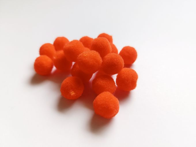 Pompones suaves naranja - De 1.5 cm x 20 unidades